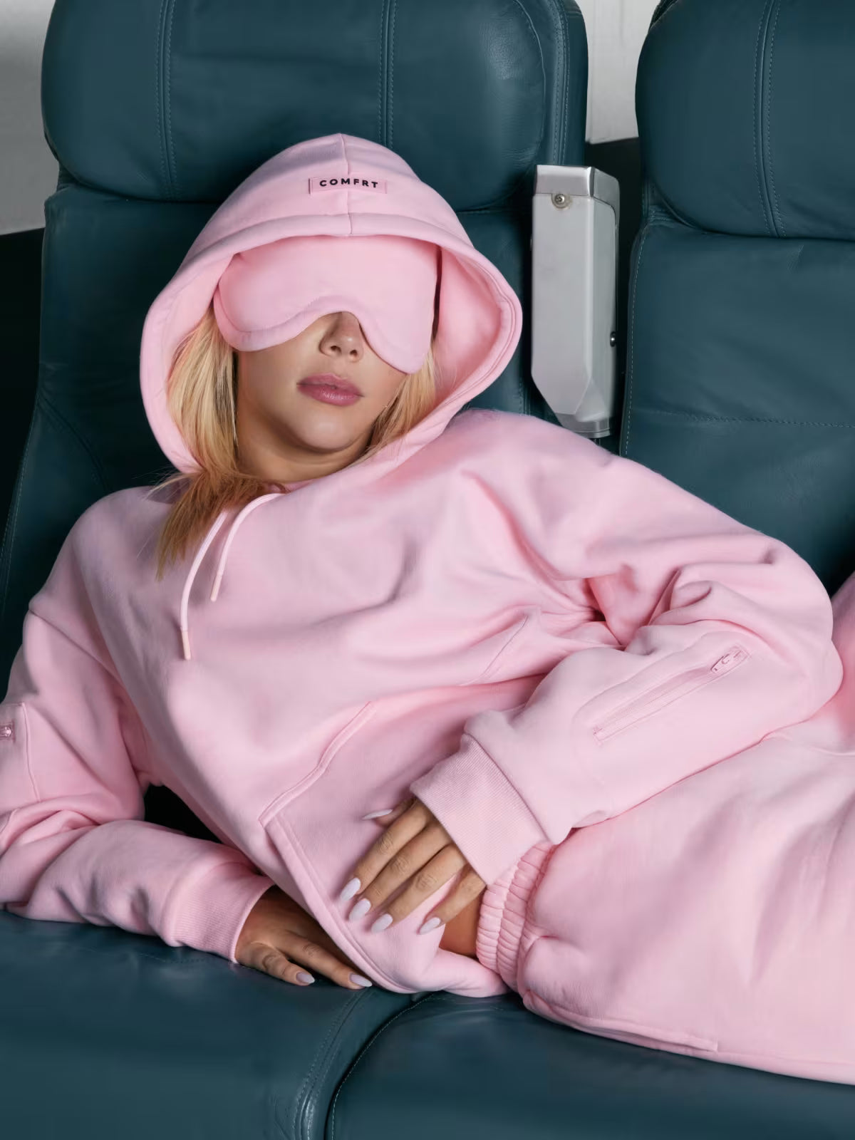 Rest-Pocket Hoodie